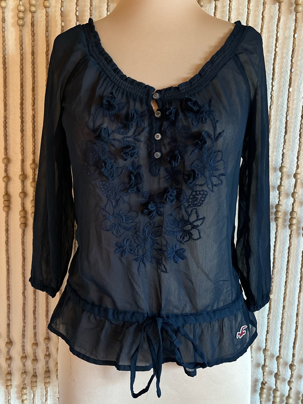 Vintage Y2K Hollister Navy Sheer Floral Embroidered Button Down Preppy Blouse